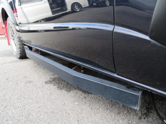 ハイエースバン スーパーGL ダークプライム アクティブエース 8人乗車 シートレイアウト変更可 Tセンス 両側電動スライド 社外16AW グリルガード オーバーフェンダー アルパイン11型ナビ Rモニター 固アタッチメント LED スマートキー(12枚目)