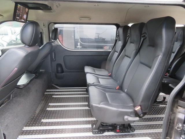 ハイエースバン スーパーGL ダークプライム アクティブエース 8人乗車 シートレイアウト変更可 Tセンス 両側電動スライド 社外16AW グリルガード オーバーフェンダー アルパイン11型ナビ Rモニター 固アタッチメント LED スマートキー(16枚目)