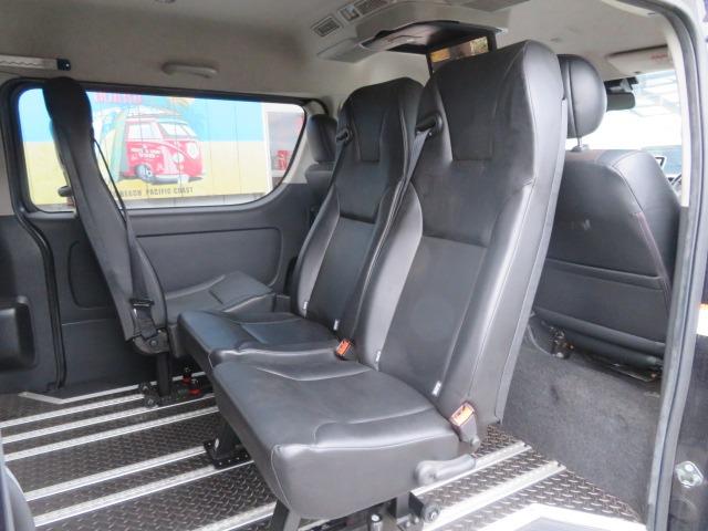 ハイエースバン スーパーGL ダークプライム アクティブエース 8人乗車 シートレイアウト変更可 Tセンス 両側電動スライド 社外16AW グリルガード オーバーフェンダー アルパイン11型ナビ Rモニター 固アタッチメント LED スマートキー(32枚目)