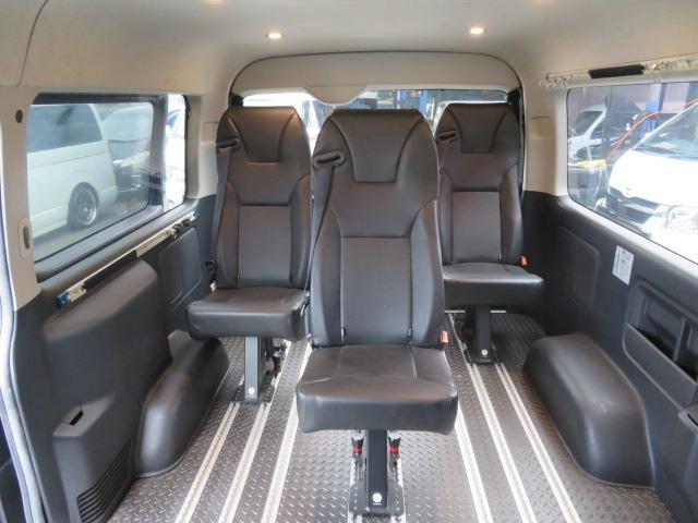 ハイエースバン スーパーGL ダークプライム アクティブエース 8人乗車 シートレイアウト変更可 Tセンス 両側電動スライド 社外16AW グリルガード オーバーフェンダー アルパイン11型ナビ Rモニター 固アタッチメント LED スマートキー(38枚目)