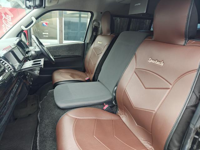 ハイエースワゴン GL 4WD キャンピング仕様公認 REVOシート2脚ロングスライド 2段ベッド FFヒーター サブバッテリー 走行充電 換気扇 ルーフスピーカー ミラー型前後ドラレコ シンク 床下収納 2025年タイヤ(11枚目)