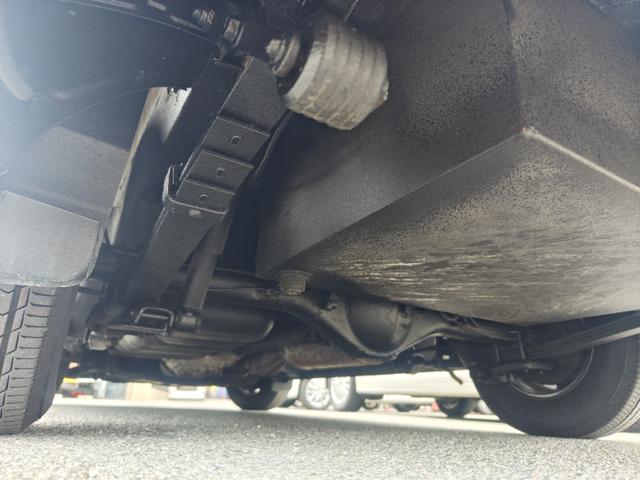 ハイエースワゴン GL 4WD キャンピング仕様公認 REVOシート2脚ロングスライド 2段ベッド FFヒーター サブバッテリー 走行充電 換気扇 ルーフスピーカー ミラー型前後ドラレコ シンク 床下収納 2025年タイヤ(62枚目)