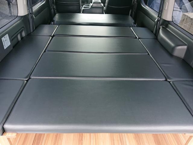 ハイエースバン ロングワイドスーパーGL ダークプライム 後期6速AT 両側電動ドア mObeLベッドキット ナビ フルセグ ブルートゥースオーディオ バックカメラ バルベロ17アルミ ナスカーホワイトレタータイヤ ローダウン LEDテール(20枚目)
