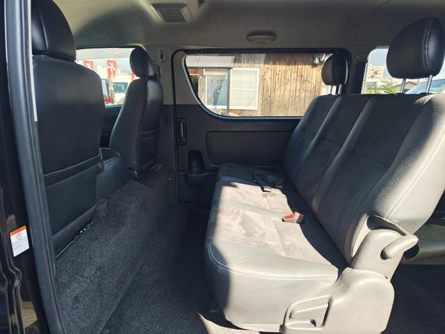 ハイエースバン ロングワイドスーパーGL ダークプライム 後期6速AT 両側電動ドア mObeLベッドキット ナビ フルセグ ブルートゥースオーディオ バックカメラ バルベロ17アルミ ナスカーホワイトレタータイヤ ローダウン LEDテール(21枚目)