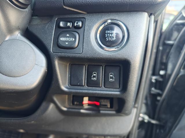 ハイエースバン ロングワイドスーパーGL ダークプライム 後期6速AT 両側電動ドア mObeLベッドキット ナビ フルセグ ブルートゥースオーディオ バックカメラ バルベロ17アルミ ナスカーホワイトレタータイヤ ローダウン LEDテール(41枚目)