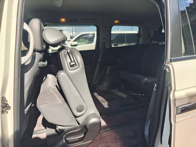 エリシオン GエアロHDDナビスマートセレクション 両側電動ドア 純正ワンセグTV バックカメラ HDMI接続 7人乗 HID ETC 禁煙車両 クリアランスソナー(41枚目)