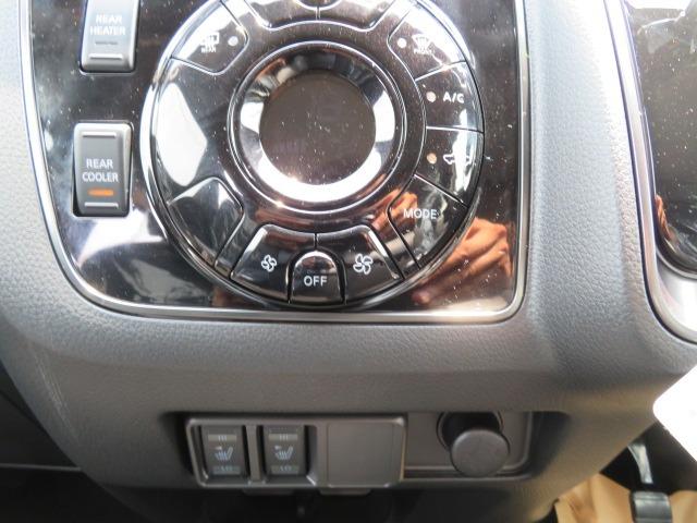 キャラバン ロンググランドプレミアムGX 寒冷地仕様 運転席助手席シートヒーター 左電動スライドドア インテリジェントルームミラー アラウンドビューモニター ハーフレザーシート 4WD 11型ディスプレーオーディオ スクラッチシールド 即納〇(33枚目)