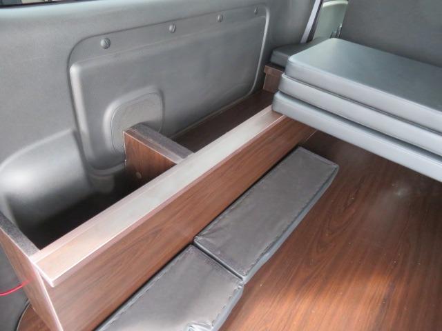 キャラバン ロンググランドプレミアムGX 寒冷地仕様 運転席助手席シートヒーター 左電動スライドドア インテリジェントルームミラー アラウンドビューモニター ハーフレザーシート 4WD 11型ディスプレーオーディオ スクラッチシールド 即納〇(69枚目)