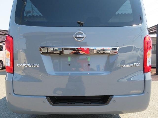 キャラバン ロンググランドプレミアムGX 新車未登録 4WD ディーゼルターボ 寒冷地 オートスライドドア スクラッチシールド アルパイン11型Dオーディオ 全方位運転支援 衝突軽減 アラウンドビューM 車線遺脱 シートヒーター 即納〇(16枚目)