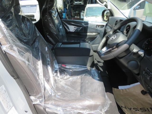 キャラバン ロンググランドプレミアムGX 新車未登録 4WD ディーゼルターボ 寒冷地 オートスライドドア スクラッチシールド アルパイン11型Dオーディオ 全方位運転支援 衝突軽減 アラウンドビューM 車線遺脱 シートヒーター 即納〇(18枚目)