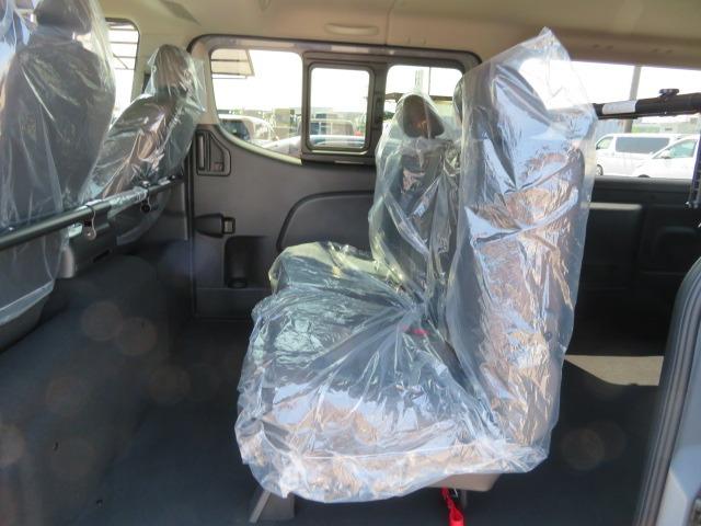 キャラバン ロンググランドプレミアムGX 新車未登録 4WD ディーゼルターボ 寒冷地 オートスライドドア スクラッチシールド アルパイン11型Dオーディオ 全方位運転支援 衝突軽減 アラウンドビューM 車線遺脱 シートヒーター 即納〇(41枚目)