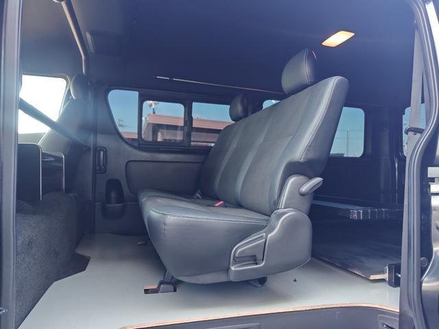 ハイエースバン スーパーGL ダークプライムII ワイドボディ 4WD エアロ 17アルミ リアスライドフロア デジタルインナーミラー パノラミックビューモニター ホワイトレタータイヤ 大型センターコンソール 寒冷地仕様 ナビ フルセグ BT(40枚目)