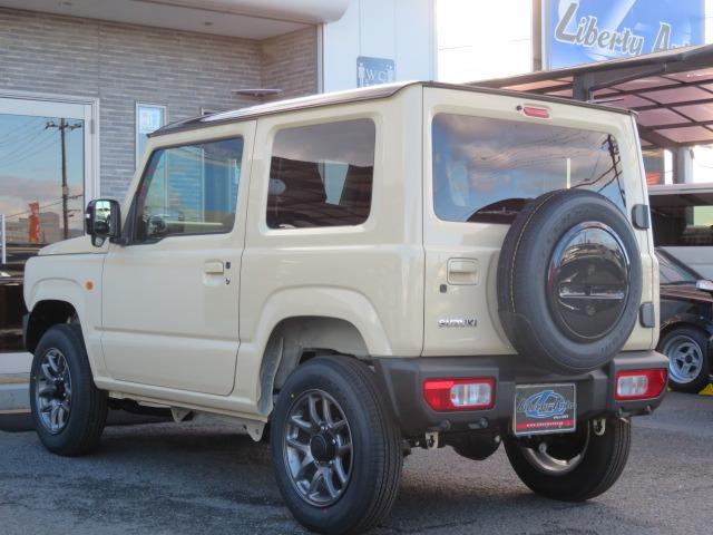 ジムニー XC 5型 マイナーチェンジ後 デユアルセンサーブレーキサポートII IIトーンカラー 切替式4WD 純正16AW シートヒーター サイドエアバッグ LEDライト アダプティブクルーズコントロール(9枚目)