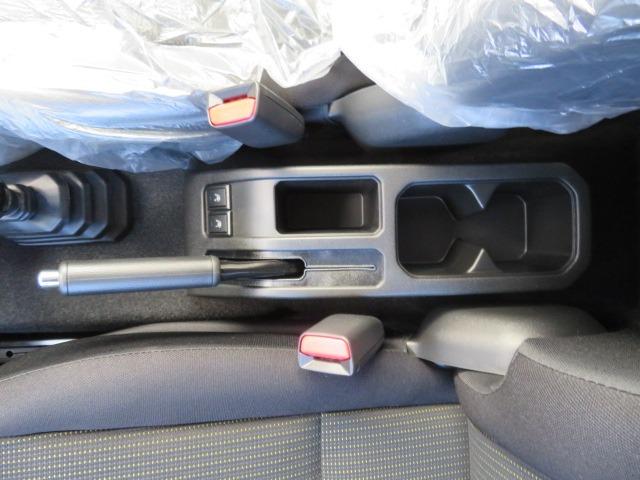 ジムニー XC 5型 マイナーチェンジ後 デユアルセンサーブレーキサポートII IIトーンカラー 切替式4WD 純正16AW シートヒーター サイドエアバッグ LEDライト アダプティブクルーズコントロール(32枚目)