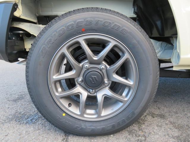 ジムニー XC 5型 マイナーチェンジ後 デユアルセンサーブレーキサポートII IIトーンカラー 切替式4WD 純正16AW シートヒーター サイドエアバッグ LEDライト アダプティブクルーズコントロール(61枚目)