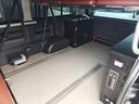 GL 4WD キャンピング仕様公認 REVOシート2脚ロングスライド 2段ベッド FFヒーター サブバッテリー 走行充電 換気扇 ルーフスピーカー ミラー型前後ドラレコ シンク 床下収納 2025年タイヤ(35枚目)