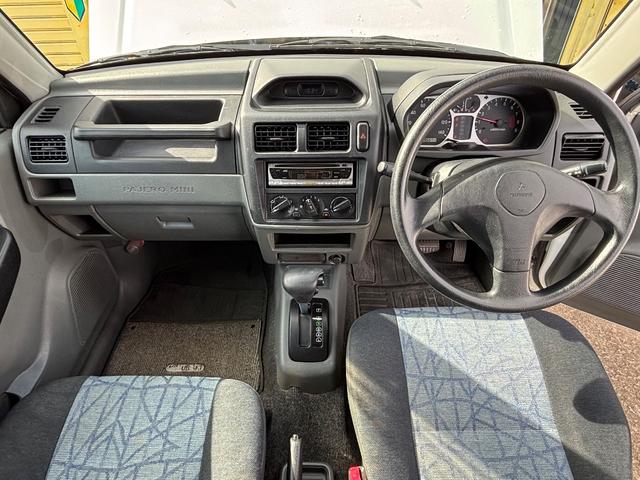 パジェロミニ X スタイリッシュパッケージ 純正アルミ 社外CD キーレス 背面タイヤ タイミングベルト交換済み(11枚目)