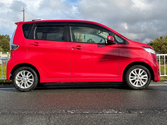 デイズ ハイウェイスターX Vセレクション+セーフティII フルセグTV ナビ アラウンドビューモニター Bluetooth アイドリングストップ スマートキー プッシュスタート ETC オート開閉ミラー(4枚目)