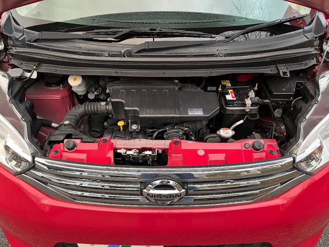 デイズルークス Ｘ　電動ドア　インテリィキー　プッシュスタート　純正ナビ　フルセグＴＶ　バックカメラ（21枚目）