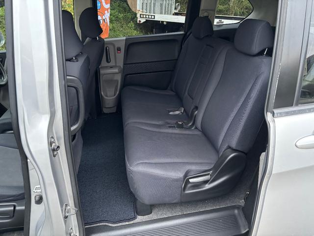 フリード フレックス　ジャストセレクション　パワースライドドア　純正ナビ　地デジ．　バックカメラ　　ＥＴＣ　ＨＩＤ　Ｂｌｕｅｔｏｏｔｈ　ＤＶＤ再生（21枚目）