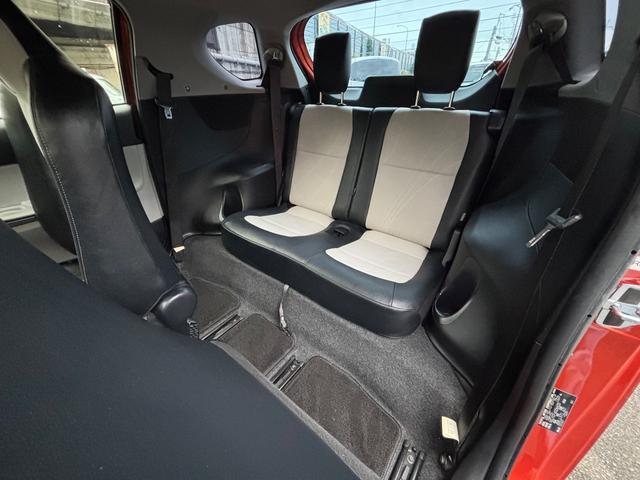 ｉＱ １３０Ｇ　ＭＴ→（ゴー）レザーパッケージ　６速マニュアル　社外ナビ　フルセグＴＶ　バックカメラ　ＥＴＣ（5枚目）