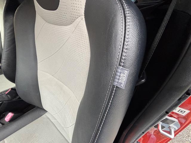 ｉＱ １３０Ｇ　ＭＴ→（ゴー）レザーパッケージ　６速マニュアル　社外ナビ　フルセグＴＶ　バックカメラ　ＥＴＣ（32枚目）