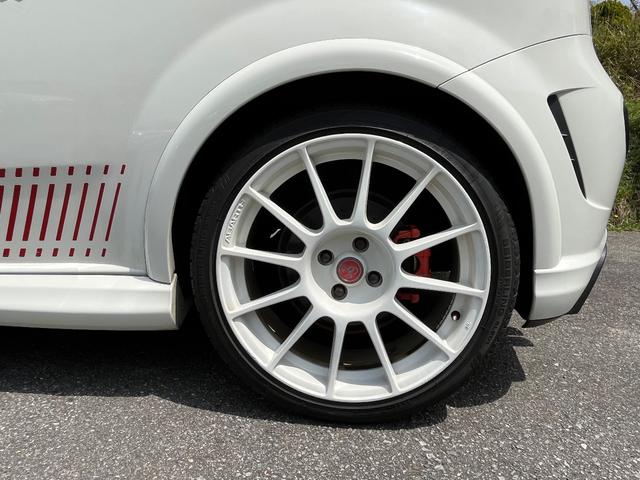 アバルトプントエヴォ ベースグレード 6速MT 左ハンドル 社外ナビ フルセグTV バックカメラ Bluetooth(31枚目)