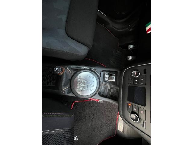 アバルトプントエヴォ ベースグレード 6速MT 左ハンドル 社外ナビ フルセグTV バックカメラ Bluetooth(38枚目)