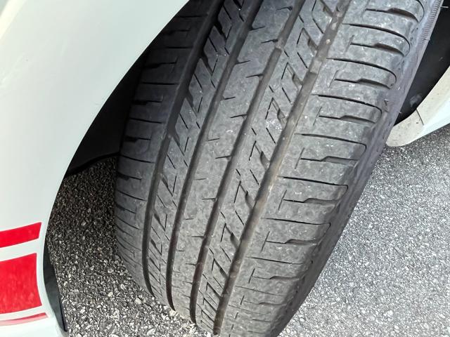 アバルトプントエヴォ ベースグレード 6速MT 左ハンドル 社外ナビ フルセグTV バックカメラ Bluetooth(39枚目)