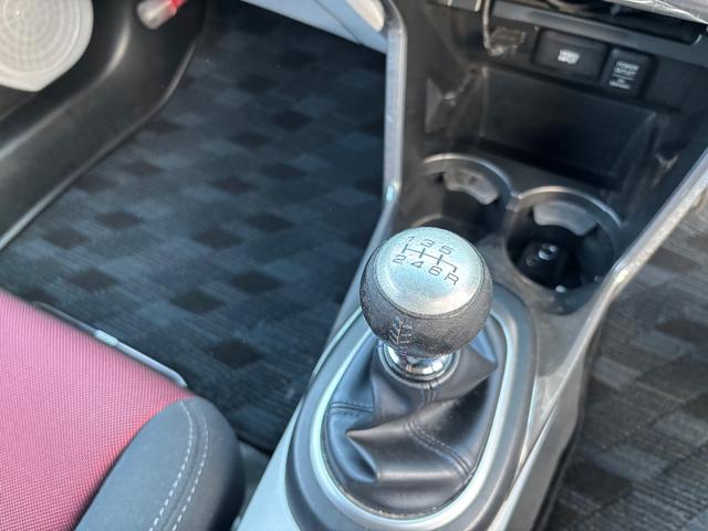 CR-Z α 6速MT 19インチ社外アルミ RECAROシート 社外マフラー ナビ TV バックカメラ クルコン 前後ドラレコ ETC(6枚目)