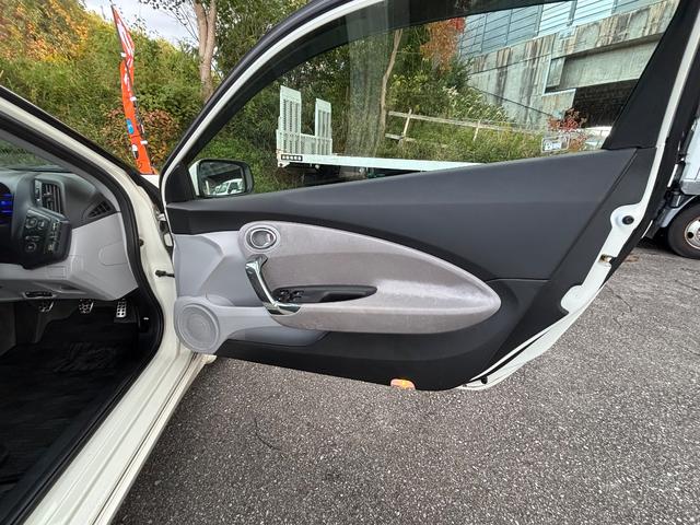 CR-Z α 6速MT 19インチ社外アルミ RECAROシート 社外マフラー ナビ TV バックカメラ クルコン 前後ドラレコ ETC(30枚目)