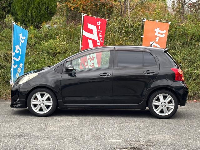 ヴィッツ ＲＳ　社外ナビ　フルセグＴＶ　バックカメラ　Ｂｌｕｅｔｏｏｔｈ　ＥＴＣ　ＨＩＤ（17枚目）