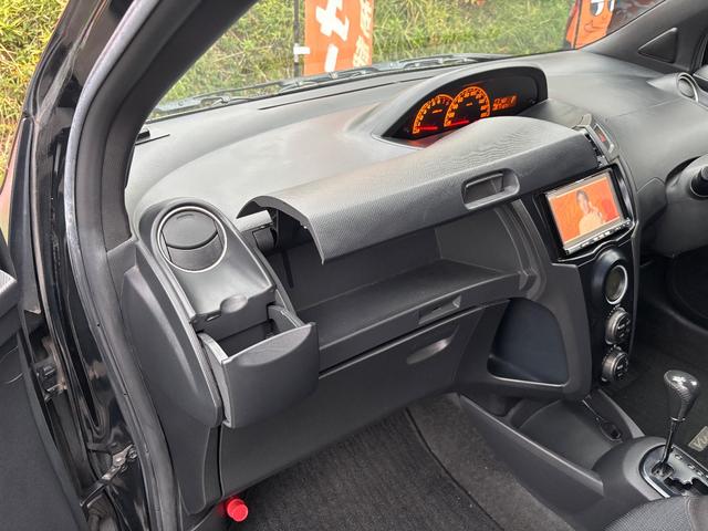 ヴィッツ ＲＳ　社外ナビ　フルセグＴＶ　バックカメラ　Ｂｌｕｅｔｏｏｔｈ　ＥＴＣ　ＨＩＤ（22枚目）
