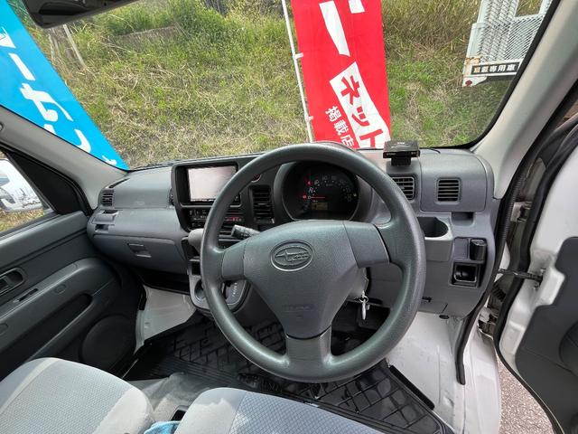 サンバーバン トランスポーター　ナビ　ＴＶ　ＥＴＣ　キーレース　タイミングチェーン式（15枚目）