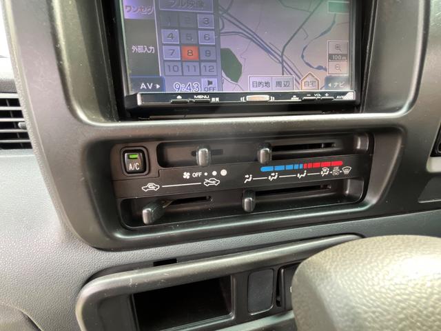 サンバーバン トランスポーター　ナビ　ＴＶ　ＥＴＣ　キーレース　タイミングチェーン式（20枚目）