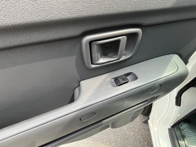 サンバーバン トランスポーター　ナビ　ＴＶ　ＥＴＣ　キーレース　タイミングチェーン式（25枚目）