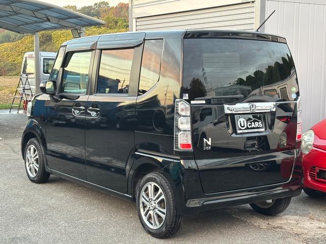 Ｎ－ＢＯＸ Ｇ・Ｌパッケージ　スマートキー　プッシュスタート　純正ナビ　フルセグＴＶバックカメラ　Ｂｌｕｅｔｏｏｔｈ　パワースライドドア　ＥＴＣ（7枚目）