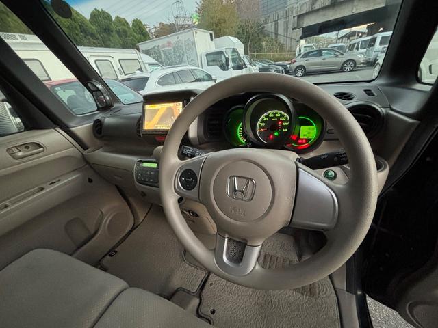Ｎ－ＢＯＸ Ｇ・Ｌパッケージ　スマートキー　プッシュスタート　純正ナビ　フルセグＴＶバックカメラ　Ｂｌｕｅｔｏｏｔｈ　パワースライドドア　ＥＴＣ（25枚目）