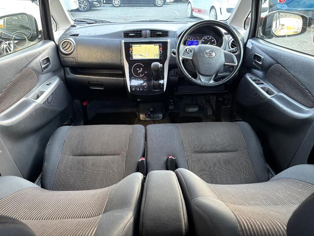 デイズ ハイウェイスター　Ｇターボ　スマートキー　プッシュスタート　純正ナビ　フルセグＴＶ　バックカメラ　前後ドラレコ　ＥＴＣ（2枚目）