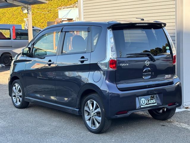 デイズ ハイウェイスター　Ｇターボ　スマートキー　プッシュスタート　純正ナビ　フルセグＴＶ　バックカメラ　前後ドラレコ　ＥＴＣ（8枚目）