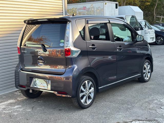 デイズ ハイウェイスター　Ｇターボ　スマートキー　プッシュスタート　純正ナビ　フルセグＴＶ　バックカメラ　前後ドラレコ　ＥＴＣ（9枚目）