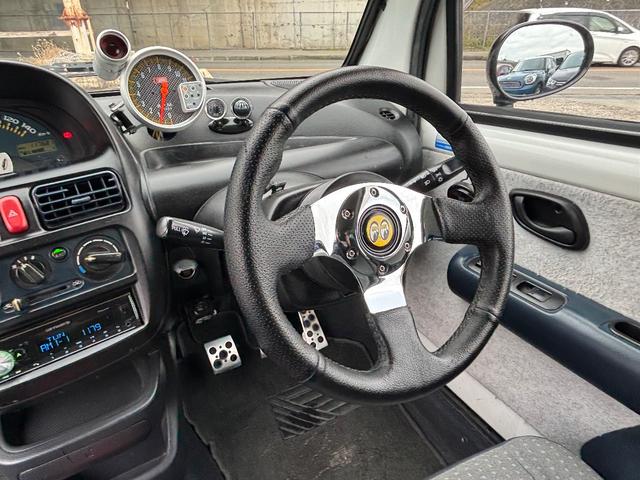 ツイン ガソリンＡ　５速ＭＴ　車高調　社外アルミ　社外エアクリ　社外タコメーター　キーレース　社外ハンドル　ＥＴＣ（16枚目）