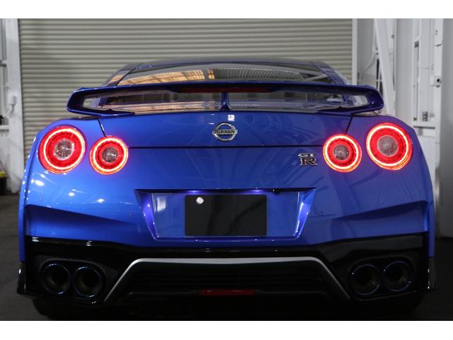 ＧＴ－Ｒ プレミアムエディション　ニスモスポーツリセッティング／ファッショナブルインテリア／ＮＩＳＳＡＮコネクトナビ／フルセグ／２０インチＡＷ／ブレンボ／パワーシート／バックカメラ／パークセンサー／ＥＴＣ（4枚目）