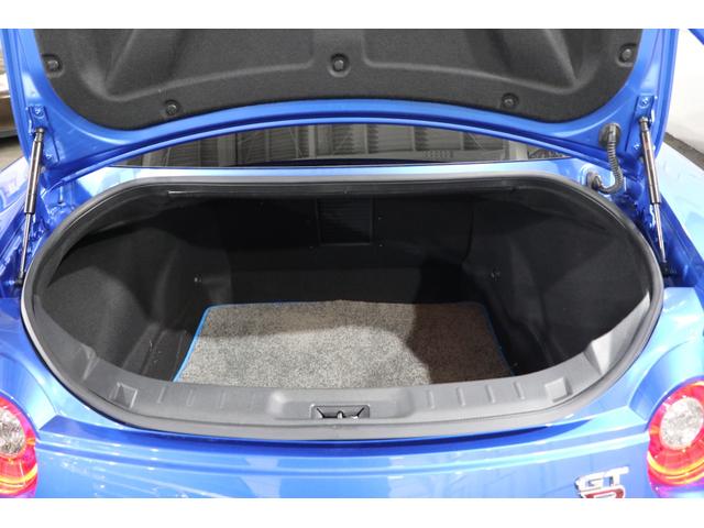 ＧＴ－Ｒ プレミアムエディション　ニスモスポーツリセッティング／ファッショナブルインテリア／ＮＩＳＳＡＮコネクトナビ／フルセグ／２０インチＡＷ／ブレンボ／パワーシート／バックカメラ／パークセンサー／ＥＴＣ（13枚目）