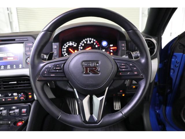 ＧＴ－Ｒ プレミアムエディション　ニスモスポーツリセッティング／ファッショナブルインテリア／ＮＩＳＳＡＮコネクトナビ／フルセグ／２０インチＡＷ／ブレンボ／パワーシート／バックカメラ／パークセンサー／ＥＴＣ（30枚目）