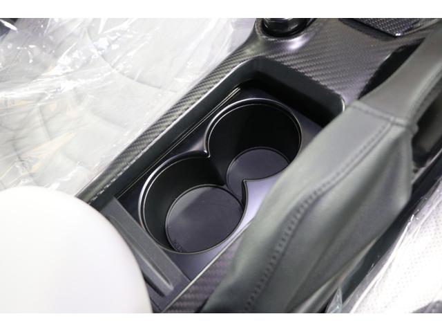 ＧＴ－Ｒ プレミアムエディション　ニスモスポーツリセッティング／ファッショナブルインテリア／ＮＩＳＳＡＮコネクトナビ／フルセグ／２０インチＡＷ／ブレンボ／パワーシート／バックカメラ／パークセンサー／ＥＴＣ（41枚目）