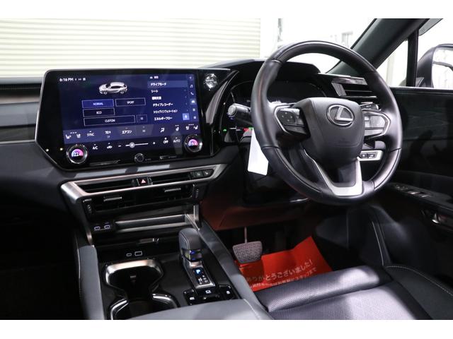 ＲＸ ＲＸ３５０ｈ　バージョンＬ　ＳＣ後モデル／サンルーフ／１２．３ＴＦＴ液晶メーター／デジタルインナーミラー／ドライブレコーダー／ダークグレーメタリック切磋光輝２１インチＡＷ／シートヒーターベンチレーション全席／ＨＵＤ／ＥＴＣ（21枚目）