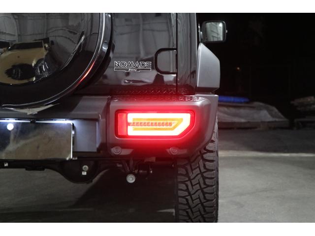 ジムニーノマド ＦＣ　アルパインナビ／アルパインＤミラー／ＤＥＬＴＡ　ＦＯＲＣＥ　ＯＶＥＲＬＡＮＤＥＲ１６ＡＷ／ＯＰＥＮ　ＣＯＵＮＴＲＹタイヤ／シートカバー／Ｐセンサー／セーフティーサポート／ＬＥＤヘッドランプ／スポイラー（45枚目）