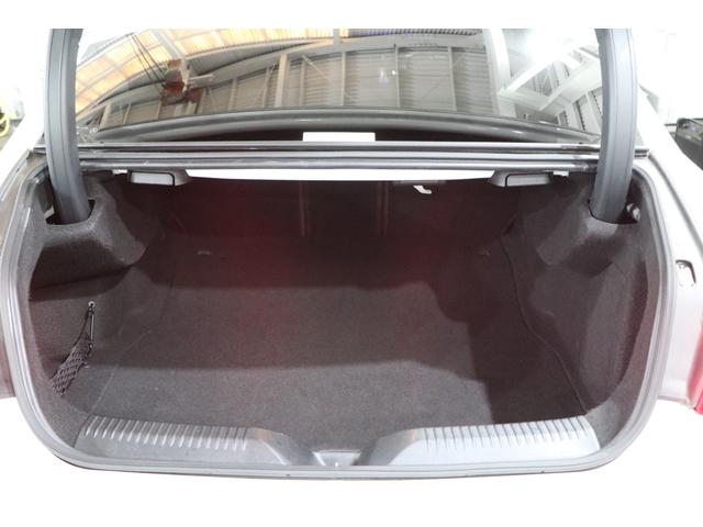 ＣＬＳクラス ＣＬＳ２２０ｄ　スポーツ　エクスクルーシブパッケージ　ガラスルーフ／エクスクルーシブＰＫＧ／ブルメスターサウンド／パークトロニック／１９ＡＷ／レーダーセーフティー／マルチビームＬＥＤヘッドランプ／１２．３インチコックピットディスプレイ／ＨＵＤ／ＥＴＣ（8枚目）