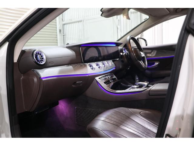 ＣＬＳクラス ＣＬＳ２２０ｄ　スポーツ　エクスクルーシブパッケージ　ガラスルーフ／エクスクルーシブＰＫＧ／ブルメスターサウンド／パークトロニック／１９ＡＷ／レーダーセーフティー／マルチビームＬＥＤヘッドランプ／１２．３インチコックピットディスプレイ／ＨＵＤ／ＥＴＣ（13枚目）